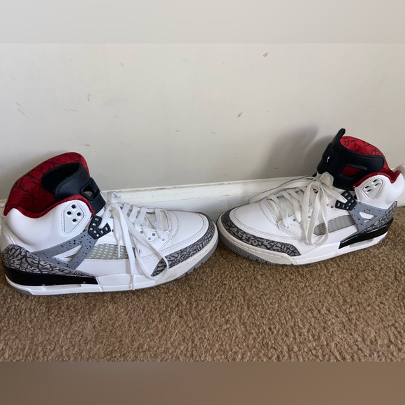 Jordan Spizike “White Cement” - Picture 3 of 6